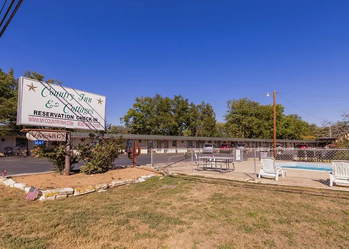 Country Inn Motel