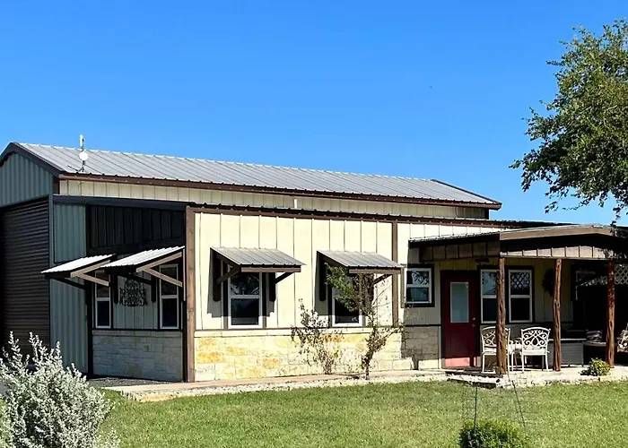 Vineyard Trail Cottages- Adults Only